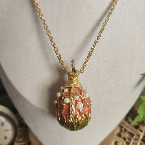 Joan Rivers Gold and Pink Pendant Necklace - Picture 3 of 6